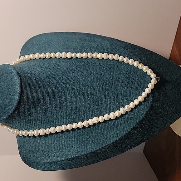 STERLING FRESHWATER PEARL NECKLACE - Picture 5 of 9